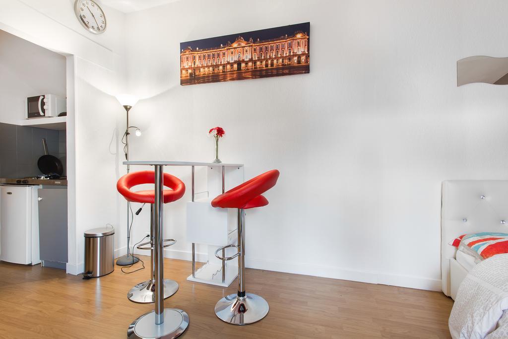 Nouvel Oasis Toulouse Saint Cyprien Apartment ภายนอก รูปภาพ